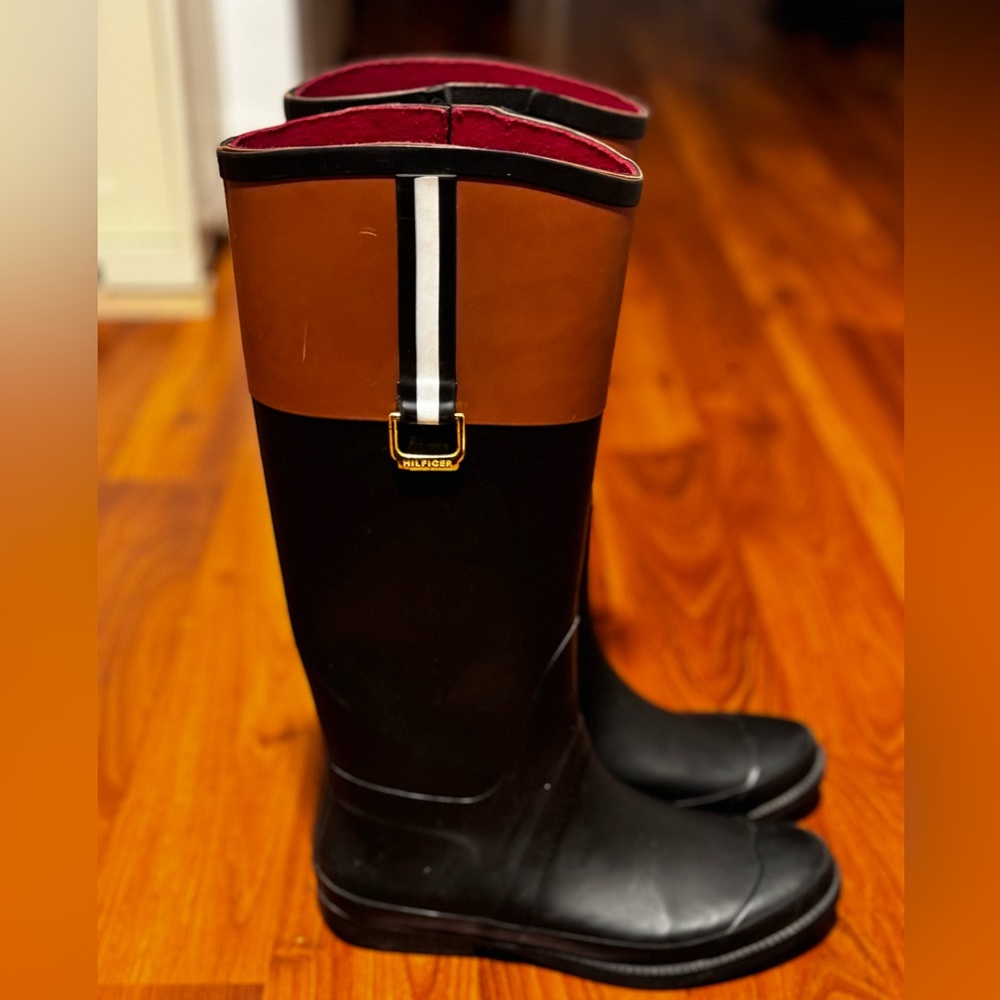 Tommy Hilfiger Women’s Viktoria Boot